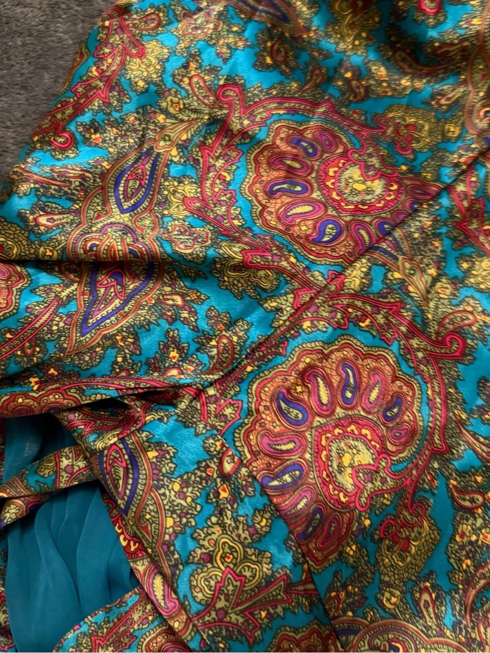 Victoria's Secret Teal & Multicolor Paisley Satin Robe